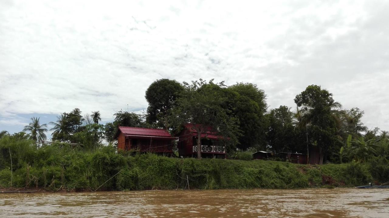 Don Som Riverside Guesthouse Exterior photo